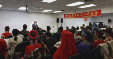 龙马华章 · 春晖同颂  ——加拿大中文作家协会第二届联欢会圆满举行
