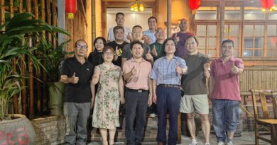 赤子丹心系琼岛，文韵悠长跨重洋 ——旅加作家燕飞海南媒体见面会侧记